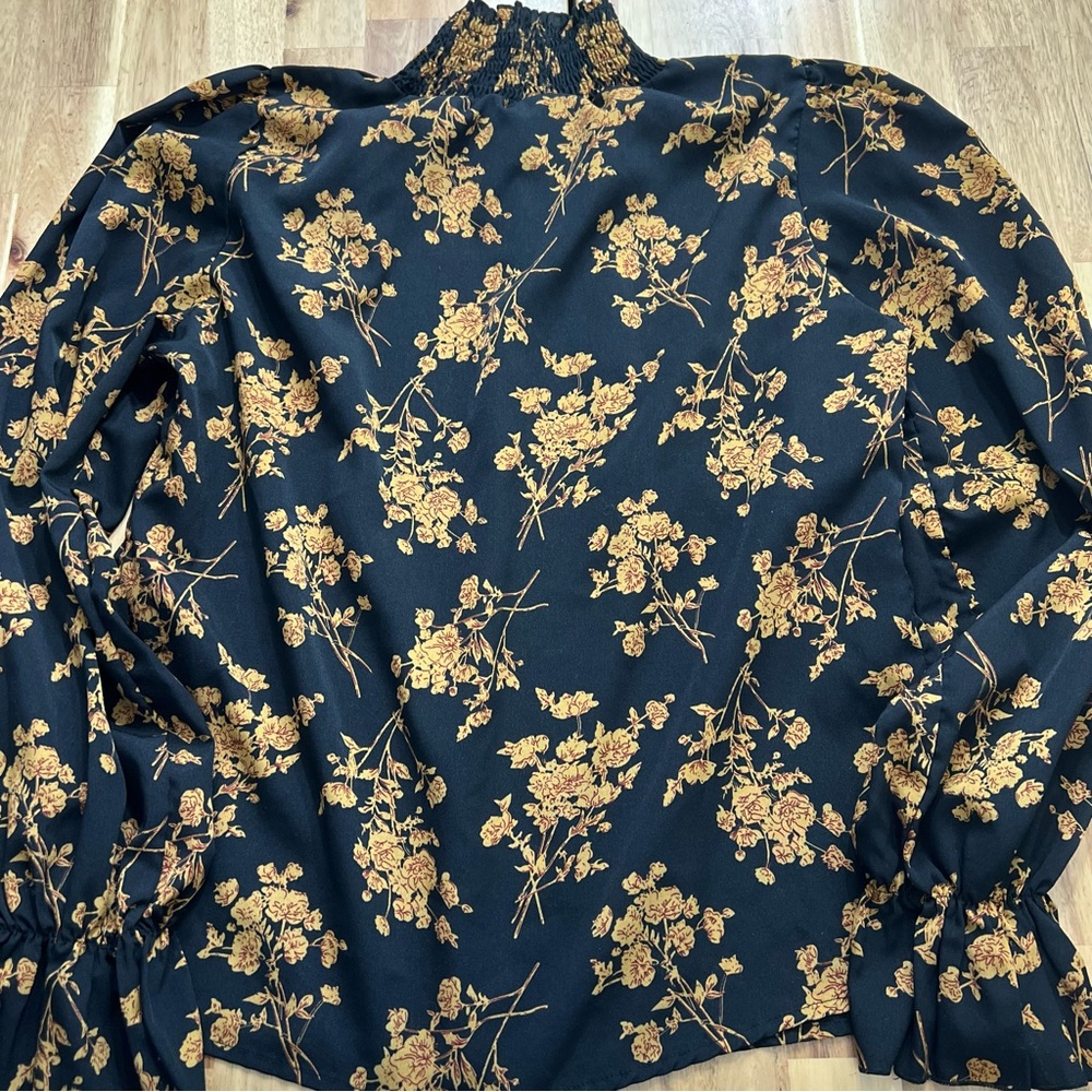 SHEIN Black Floral Smocked Mock Neck Blouse XL - Picture 3 of 4